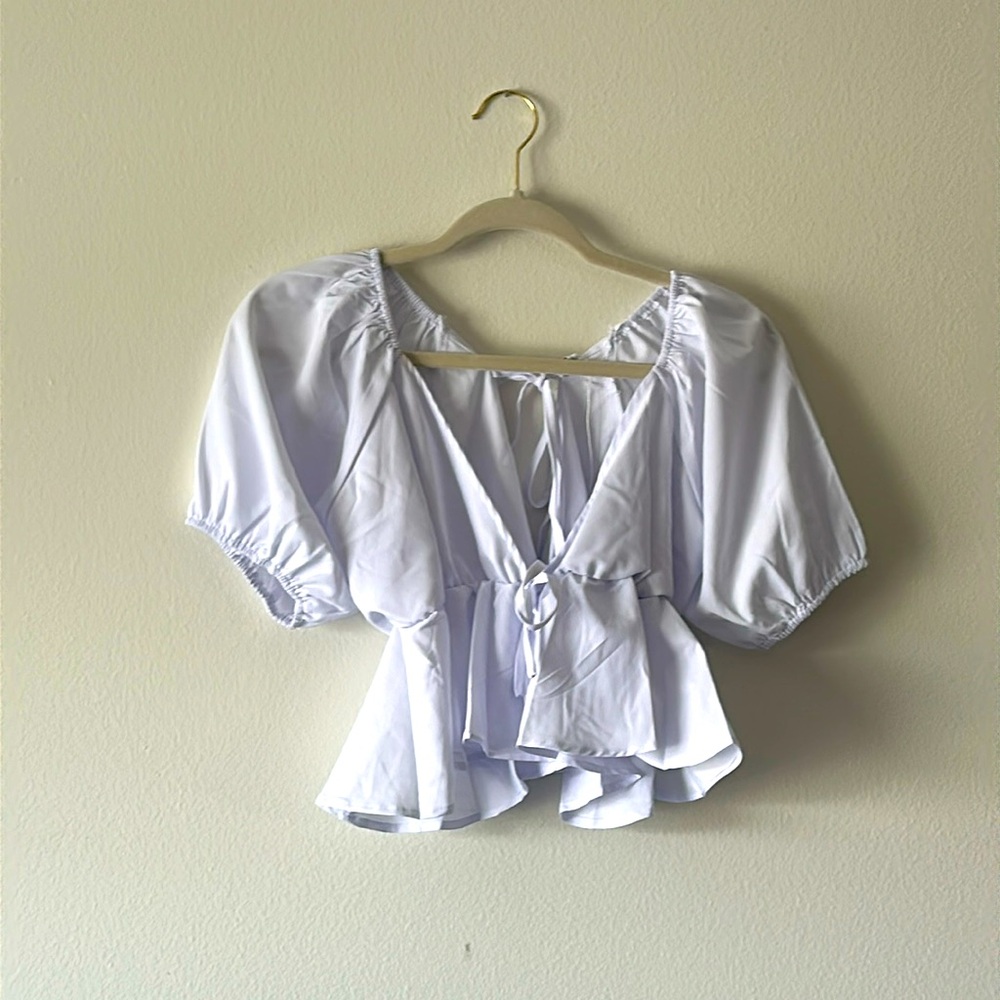 Super cute white top